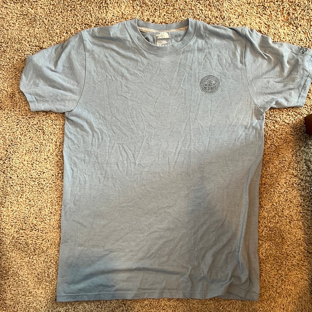 North face t-shirt medium